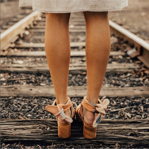 Free People Clogs - Picture 2 of 3